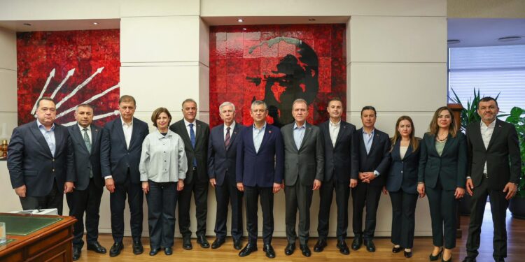 Cumhuriyet Halk Partili Büyükşehir Belediye Başkanları Açıklama Yaptı