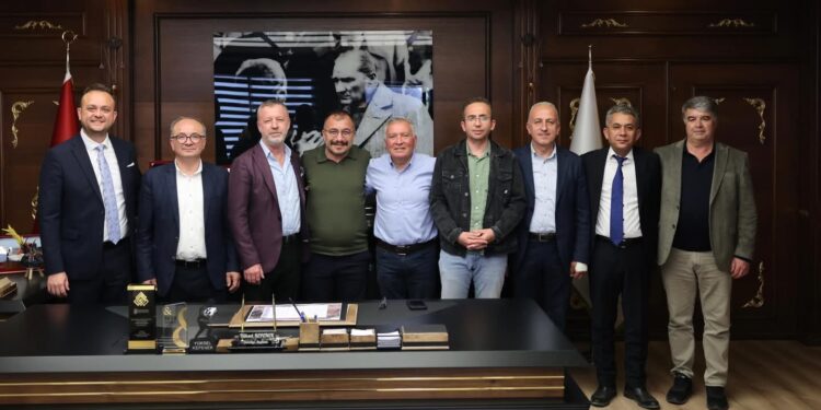 Başkan Kepenek’den Görevine Devam Mesajı