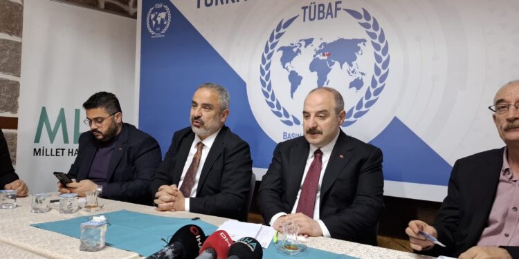 Mustafa Varank: Özgür Özel o arabayı iade etmelidir