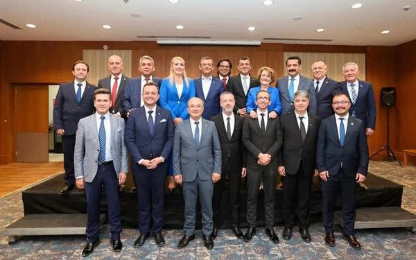 CHP’li Denizli  Belediye Başkanları Ortak Açıklama Yaptı.