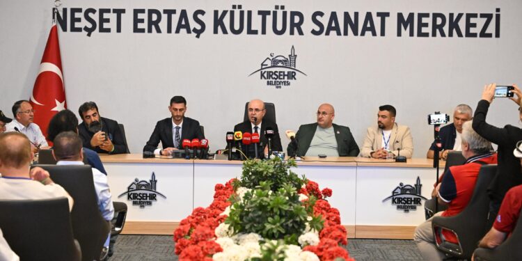 81 ilden gelen 130 gazeteci Kırşehir Belediye Başkanı Ekicioğlu ile Buluştu