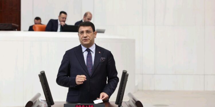 İdris Şahin öğretmenin Hakkı İçin Daha Kaç Gün Susacaksınız Diye Sordu