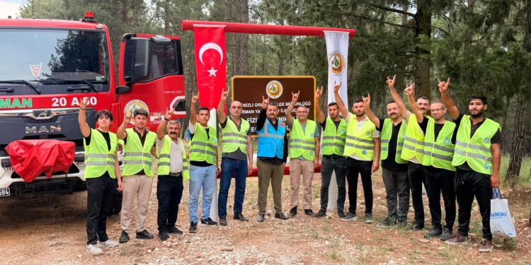 Ülkü Ocakları Yeşil Vatan İçin Sahada