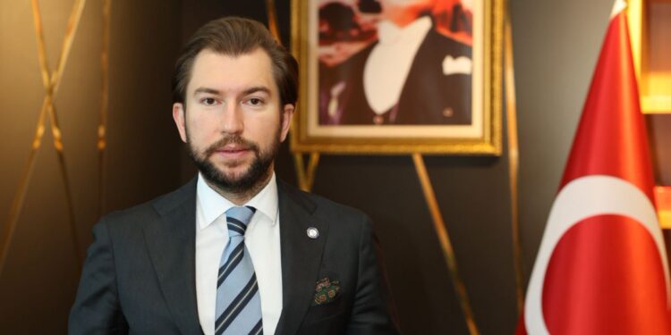 DENİB Başkanı Osman Uğurlu: “İhracatçılarımız Tüm Zorluklara Rağmen Üretmeye Devam Ediyor”
