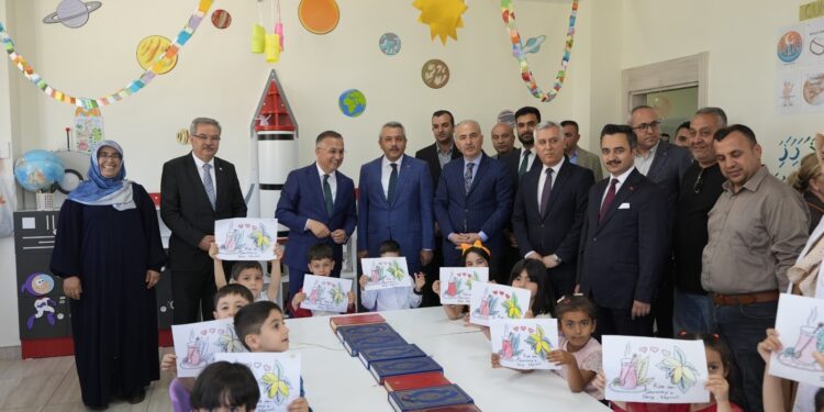 Çay üreticilerinin paylaştığı çaylar Gaziantep’te eğitim yuvası oldu