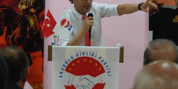 Anadolu Birliği Partisi Manisa’da Teşkilatlanma Çalışmalarını Sürdürüyor