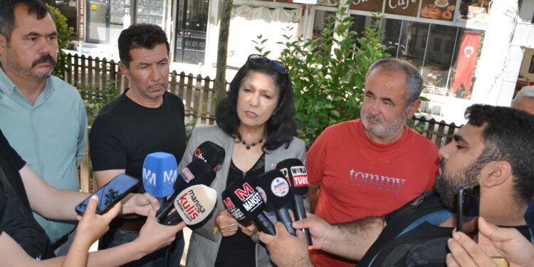 Yunusemre Muhtarlar Derneği’nden Kırsal Mahalle Davalarında İlk Zafer