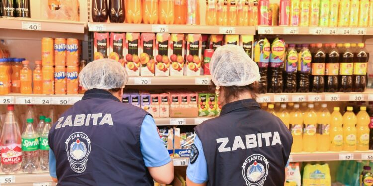 Yunusemre zabıtasından marketlere sıkı denetim