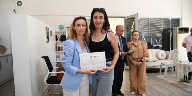 Yunusemre Belediyesinde Alzheimer hastalarına destek