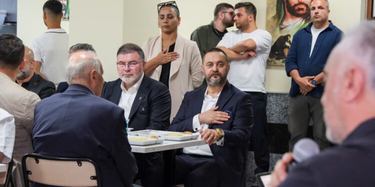 Harmandalı Cemevi’nde Muharrem lokmasına yoğun katılım!