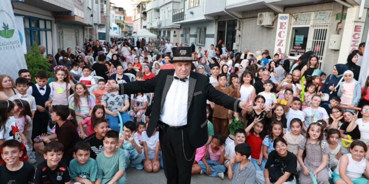 Osmangazi’de Yaz Mahalle Şenlikleri Coşkuyla Başladı