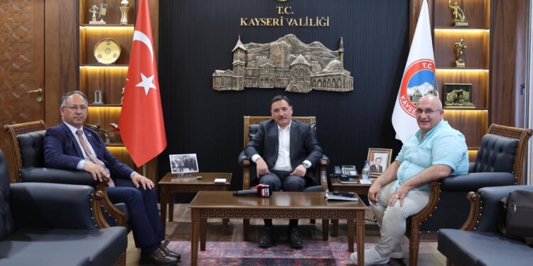 Kayseri Valisi Gökmen Çiçek’e Önemli Ziyaret
