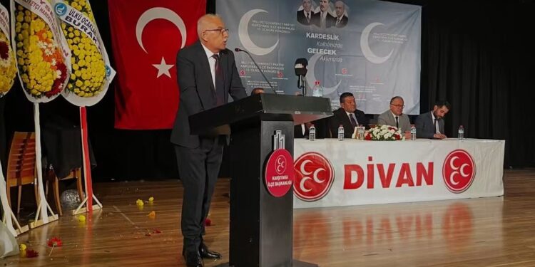MHP Karşıyaka’da Başkan Akif Yılmaz Güven Tazeledi