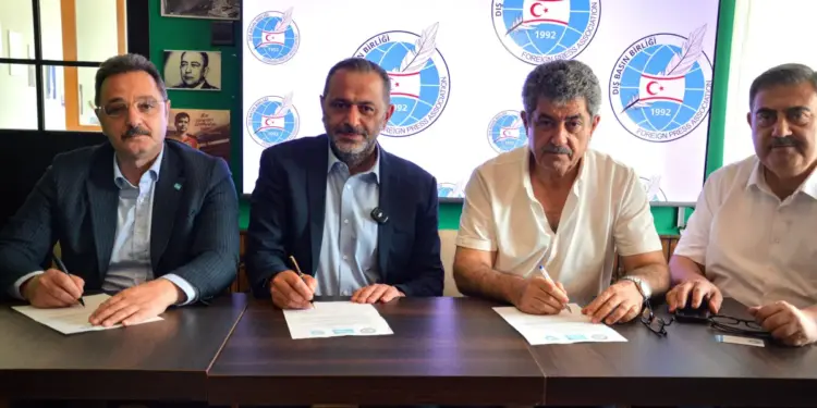 KKTC Dış Basın Birliği, TİMBİR ve TDGF arasında İş Birliği protokolü imzalandı