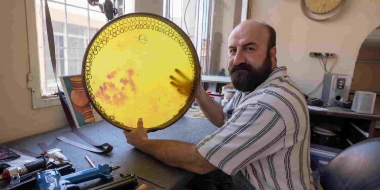 Kemeraltı’nın Son Ustaları Zanaatlarını Geleceğe Taşıyor