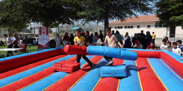 Spor A.Ş. Yaz Kur’an Kurslarında Miniklere Coşkulu Veda