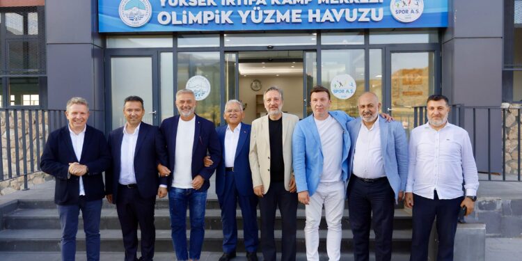 Erciyes Yüksek İrtifa Kamp Merkezi’ne Spor Dünyasından Tam Not