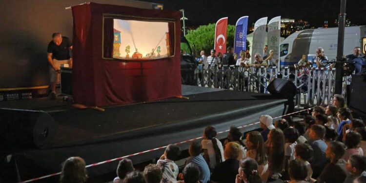 Bursa Gemlik’te Fetih Coşkusu Şenlikle Yaşandı