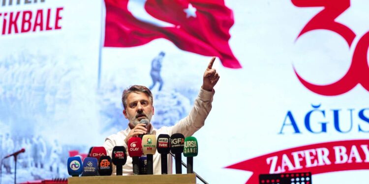 Bursa’da 30 Ağustos Coşkusu: Binlerce Bursalı Tek Yürek Oldu