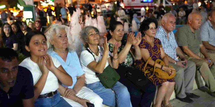 Keçiören Park Konserleri Yaz Akşamlarına Renk Katıyor
