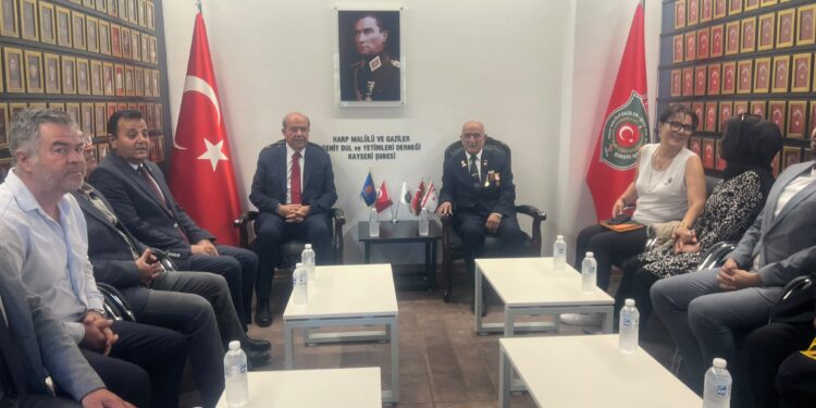 KKTC 5. Cumhurbaşkanı Ersin Tatar’dan Kayseri’de Gazilere Vefa Ziyareti