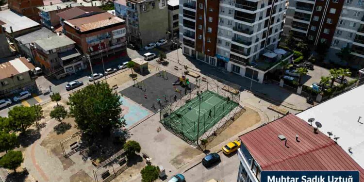 Karabağlar’a 5 Yeni Mini Futbol Sahası Kazandırıldı