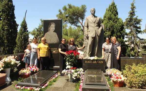 Zarife Guliyeva, Vefat Eden Oğlunun Kabri Başında Düzenlenen Anma Programına Katıldı