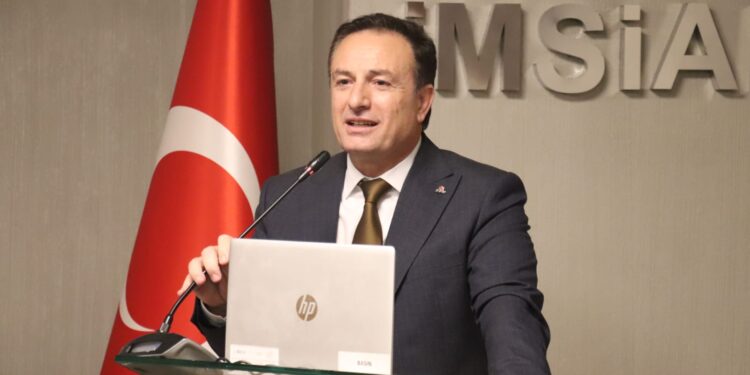 Bursa’da İnşaat Sektöründen Mesleki Eğitim Seferberliği Çağrısı