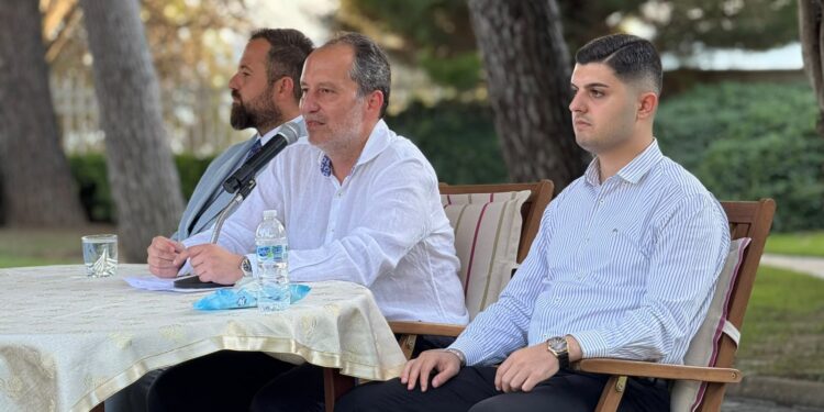Manisa Teşkilatı Altınoluk’ta Erbakan’la Buluştu: “Birlik ve Beraberlik İçinde Çalışacağız”