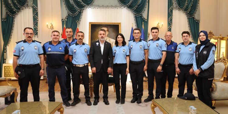Bursa’da Zabıta Ekiplerine Biba’dan Hakkaniyet Talimatı