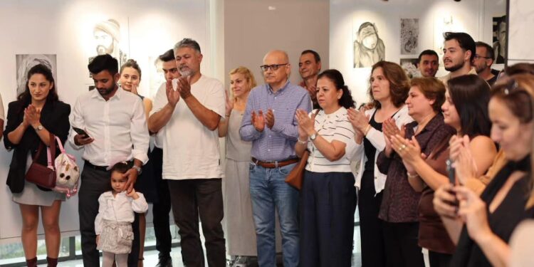 Yunus Can’ın Kaleminden “Bir Çizgi, Bin Duygu” Sergisi Merkezefendi’de Açıldı