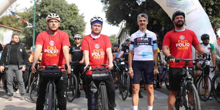 Başkan Erkan Aydın Farkındalık İçin Pedal Çevirdi