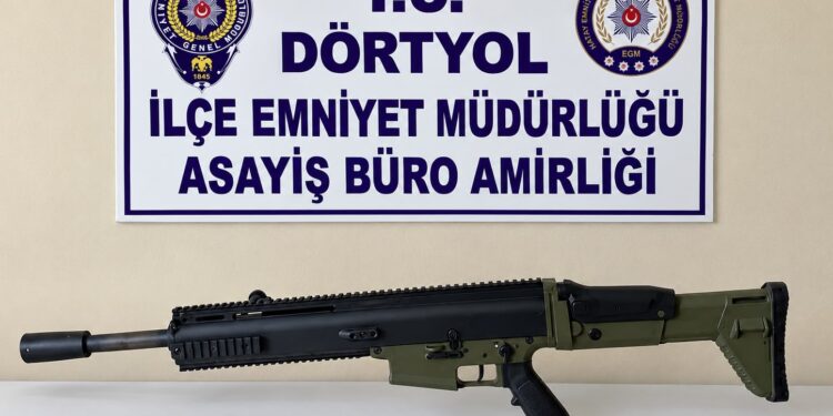 Dörtyol’da Silahla Tehdit Suçundan Aranan Şahıs Tutuklandı