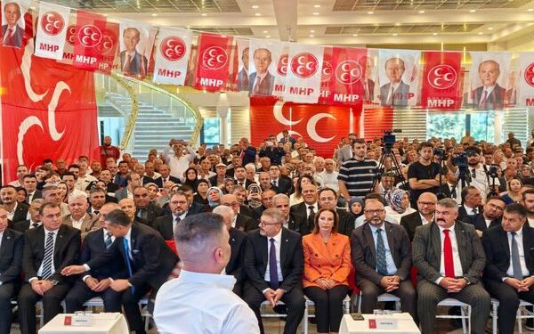 UĞUR KARACA’DAN MHP KÜTAHYA İL KONGRESİ’NDE BİRLİK MESAJI