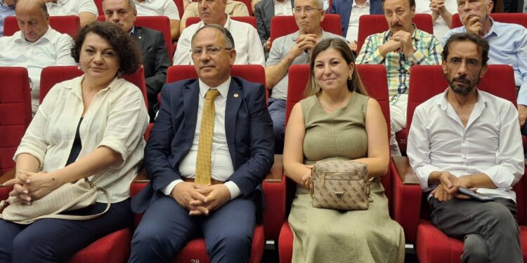 DTO’da Dönem Değerlendirme Toplantısı: Başkan Uğur Erdoğan Gelecek Vizyonunu Paylaştı