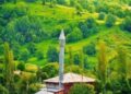 Artvin’de 93 Yıllık Tarihi Cami Yangında Kül Oldu
