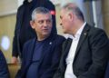 Özgür Özel’den Nuri Aslan’a taziye ziyareti