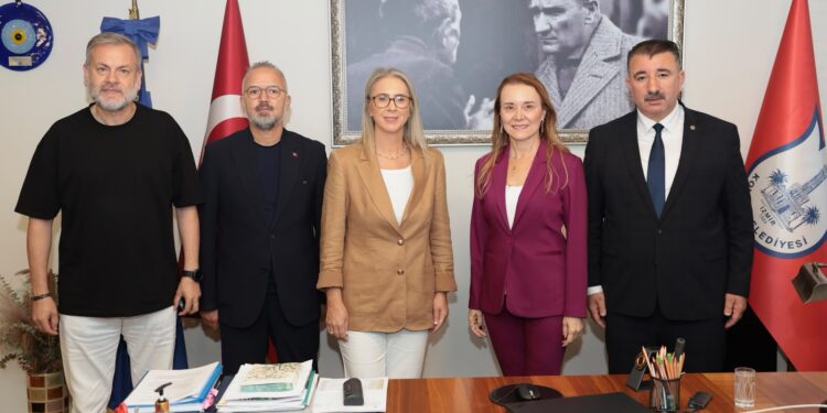AK Partili Çankırı Konak Belediye Başkanı Mutlu ile Kentsel Dönüşümü Görüştü