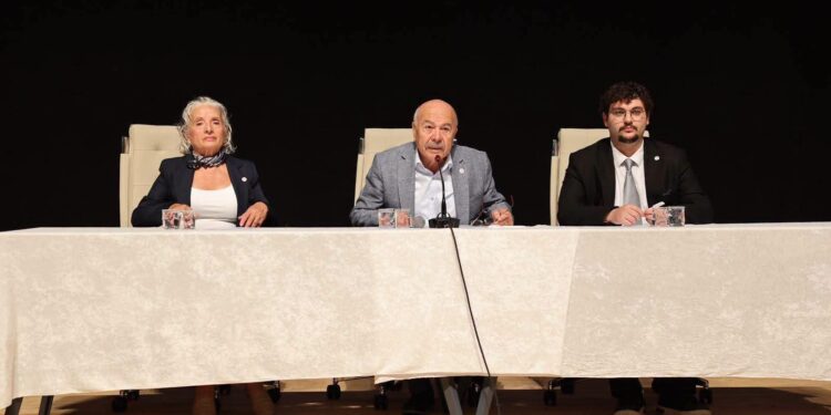 Yeni Parti teşkilatları ön seçim programında buluştu