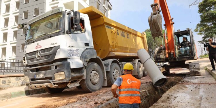 Büyükşehir’den Kış Öncesi Altyapı Mesaisi