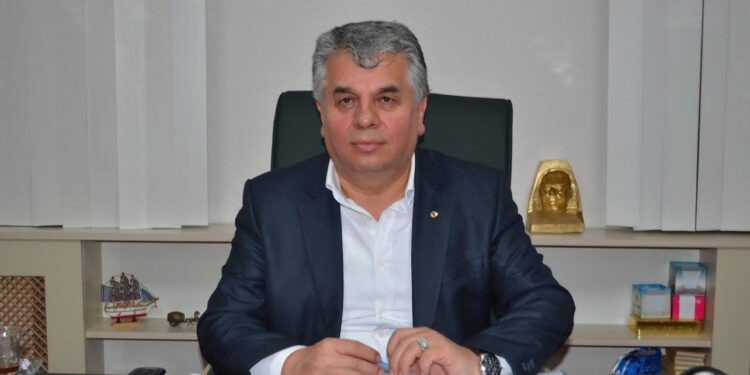 Ahmet Akbuğa’dan Zeytin Fiyatları İçin Çağrı: Bereketli Hasat Üreticinin Mağduriyetine Dönüşmesin