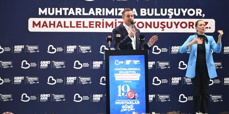 Akın, “1133 Mahalle Muhtarım Benim Bir Numaralı Çalışma Arkadaşımdır”