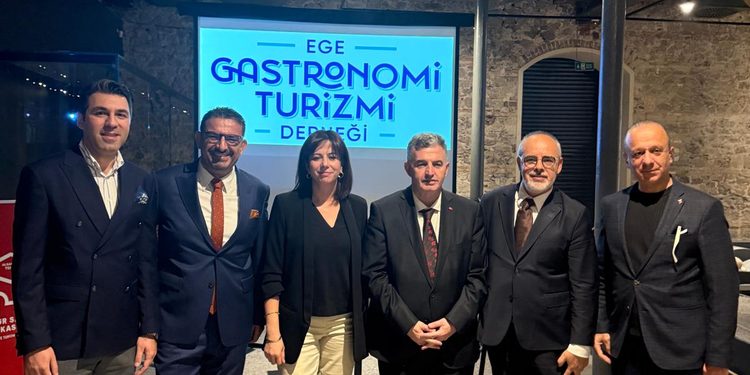 Ege Gastronomi Turizmi Derneği Öncülüğünde Dev Zirve